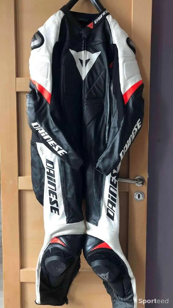 Combinaison dainese  d'occasion Ajouté le : 22/09/2024