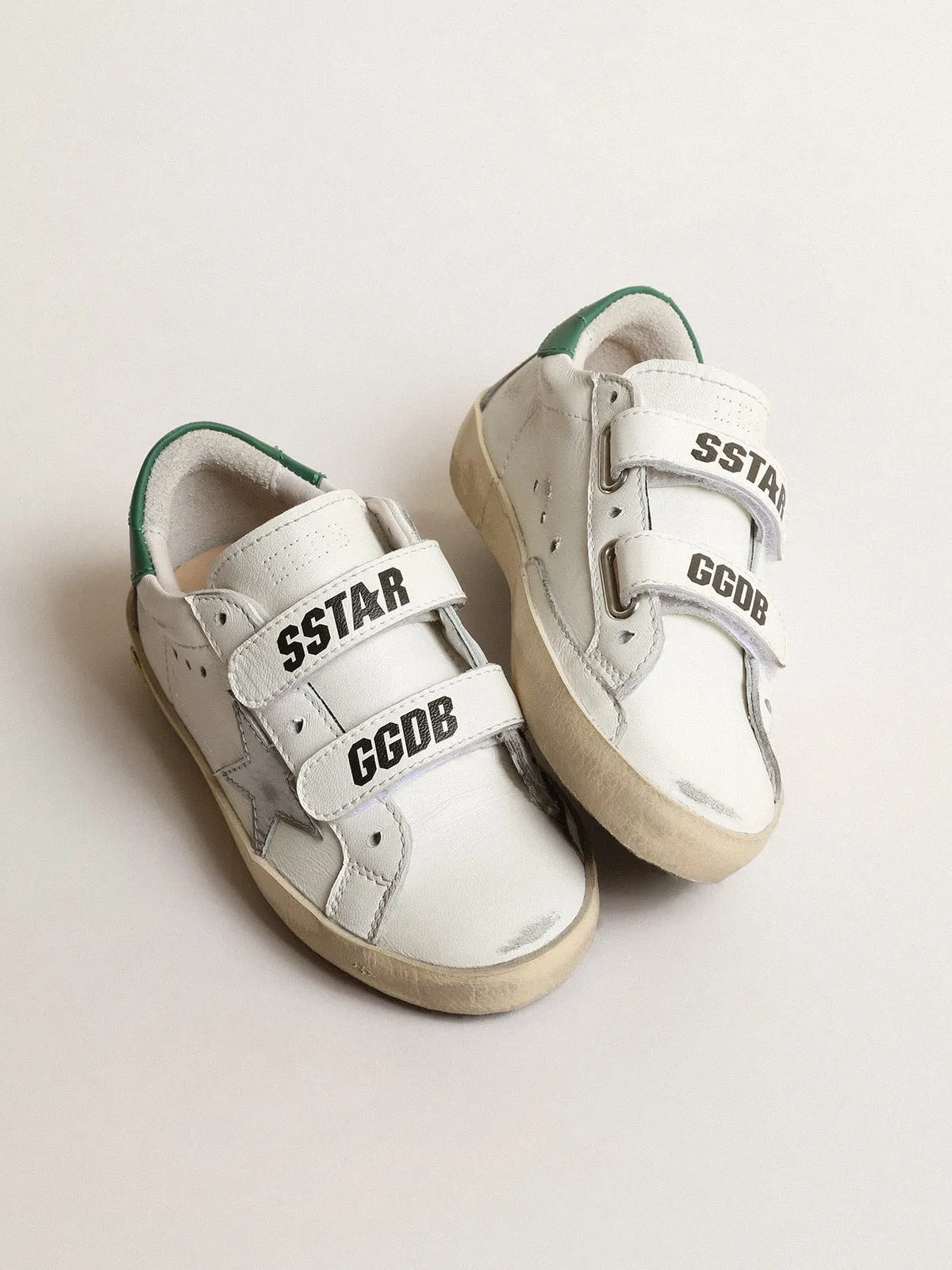 Old School Young avec étoile en cuir lamé et contrefort vert | Golden Goose
